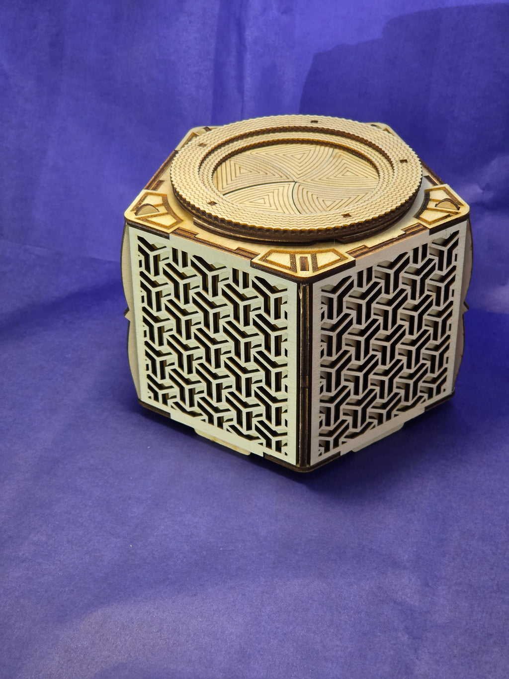 Box med smart lock