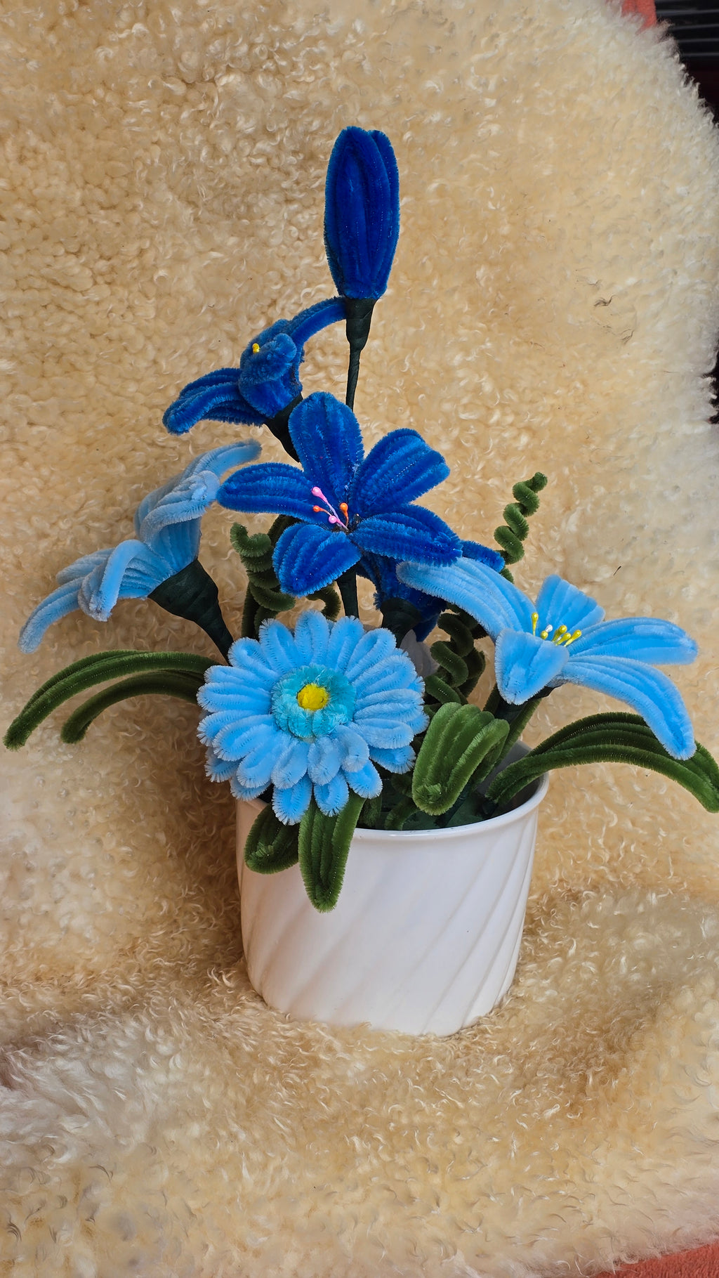Handgjort Blomsterarrangemang - Blåton